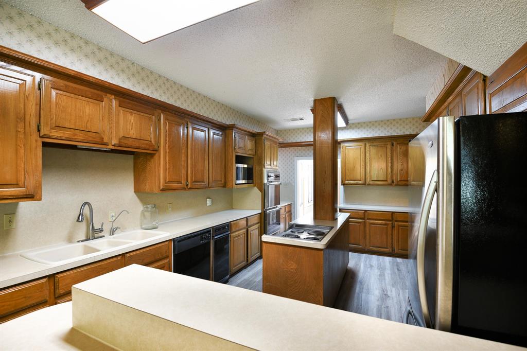 1027 Sherman Drive Property Photo 12