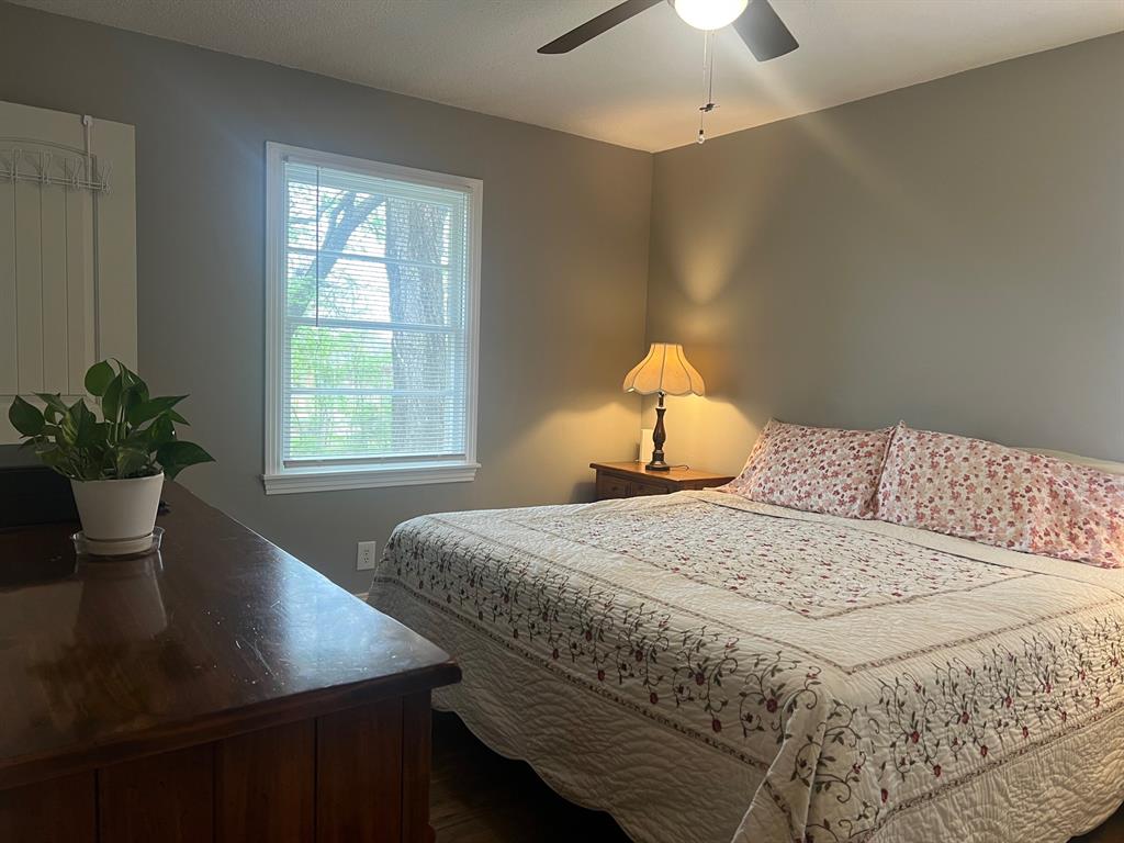 1305 Hillcrest Drive Property Photo 13