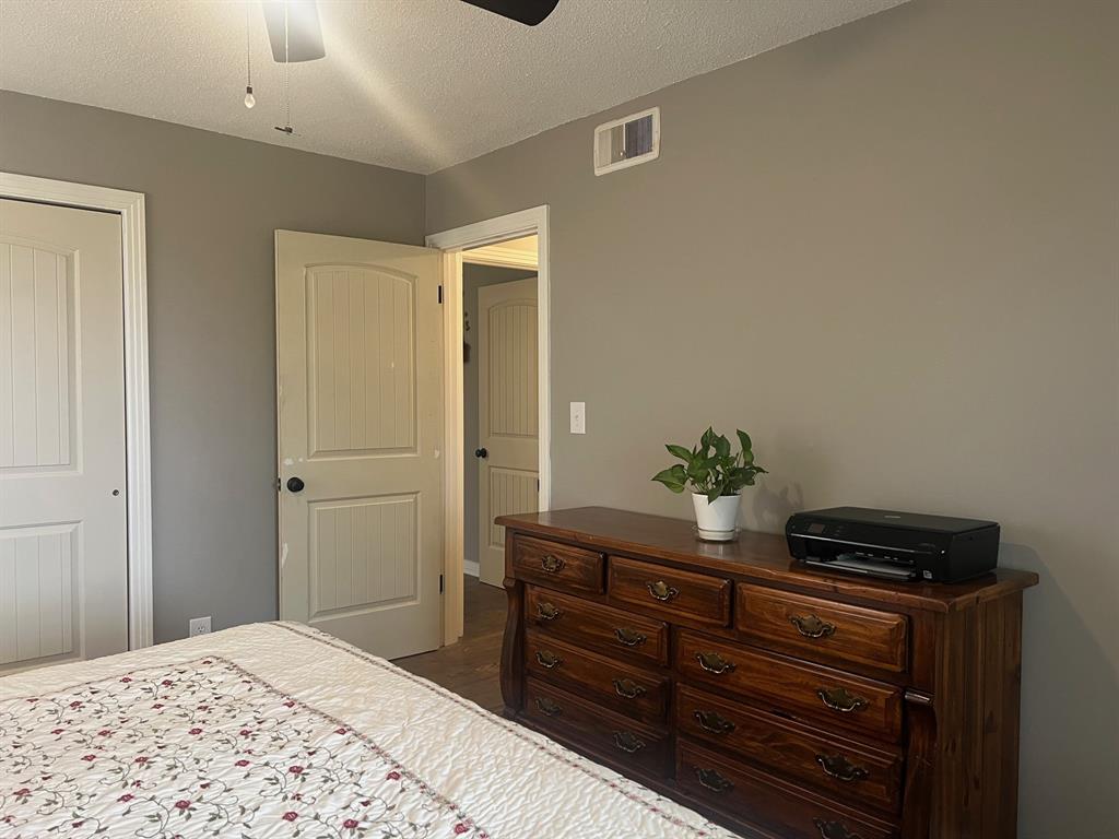 1305 Hillcrest Drive Property Photo 14