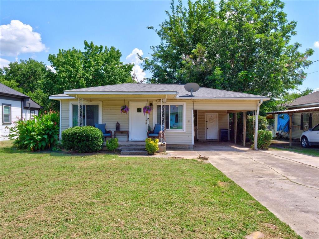 626 E South Street Property Photo 2