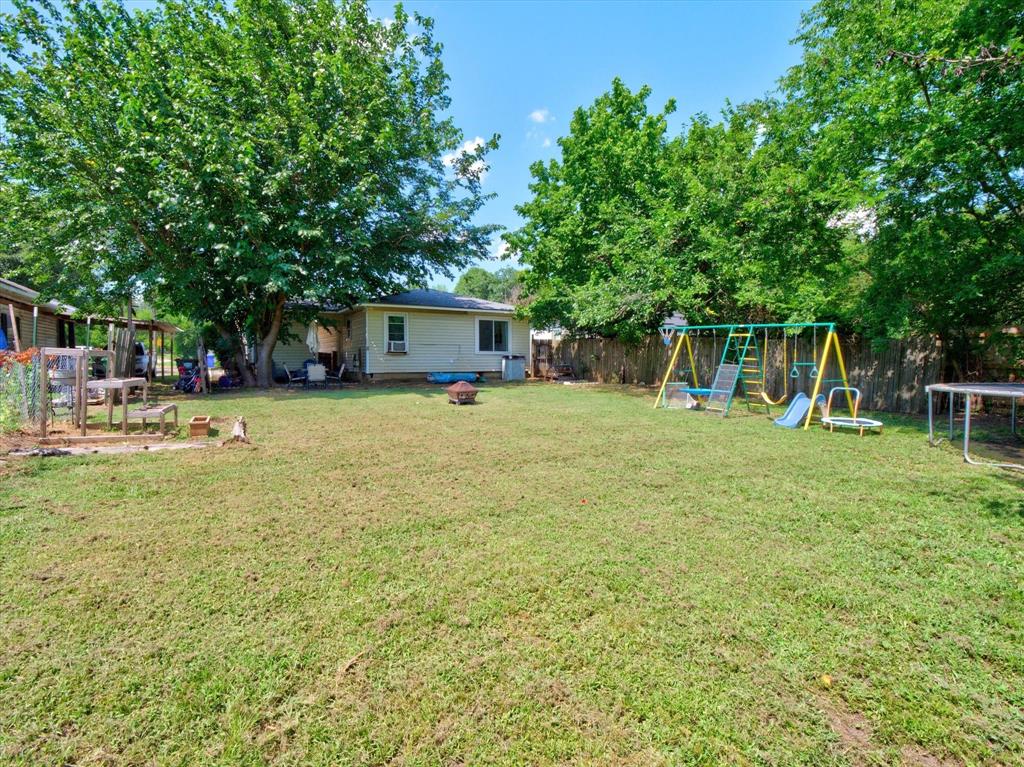 626 E South Street Property Photo 18
