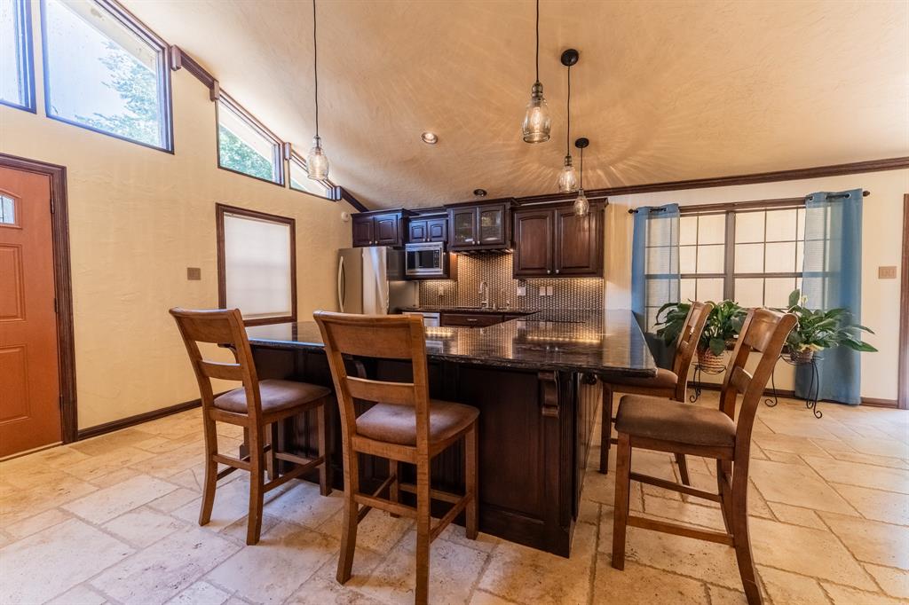1200 Melony Drive B Property Photo 8