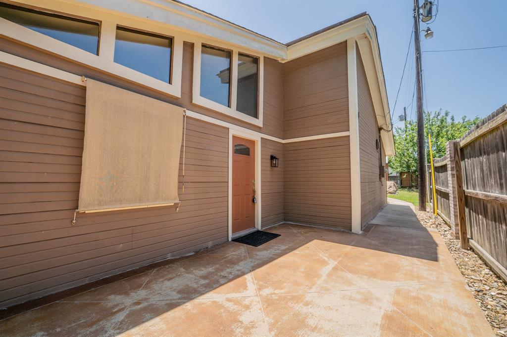 1200 Melony Drive B Property Photo 24