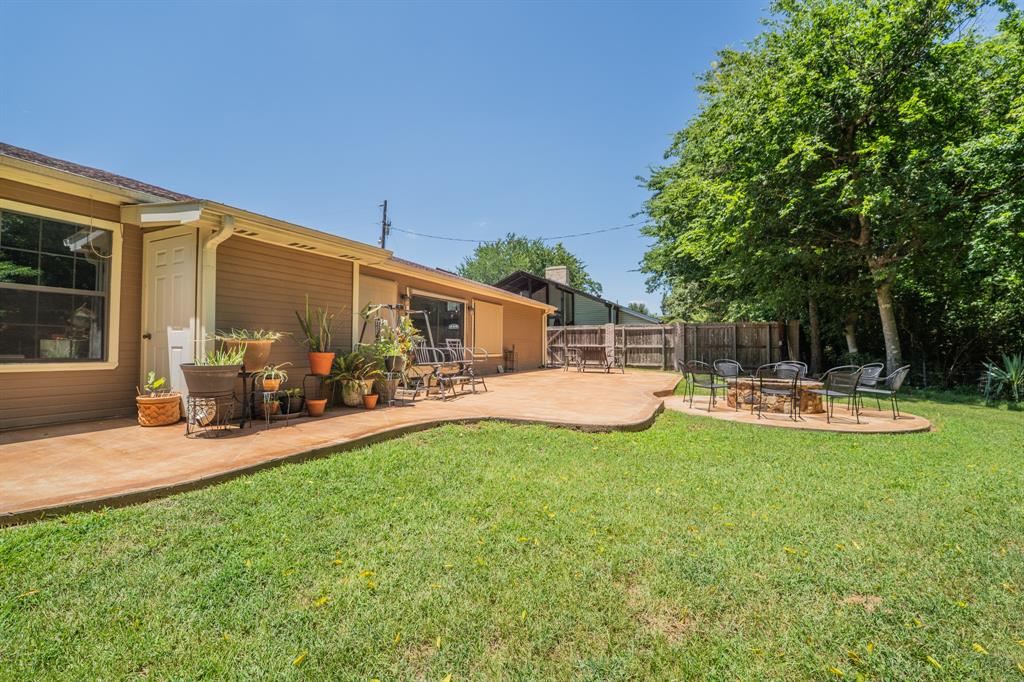 1200 Melony Drive B Property Photo 25