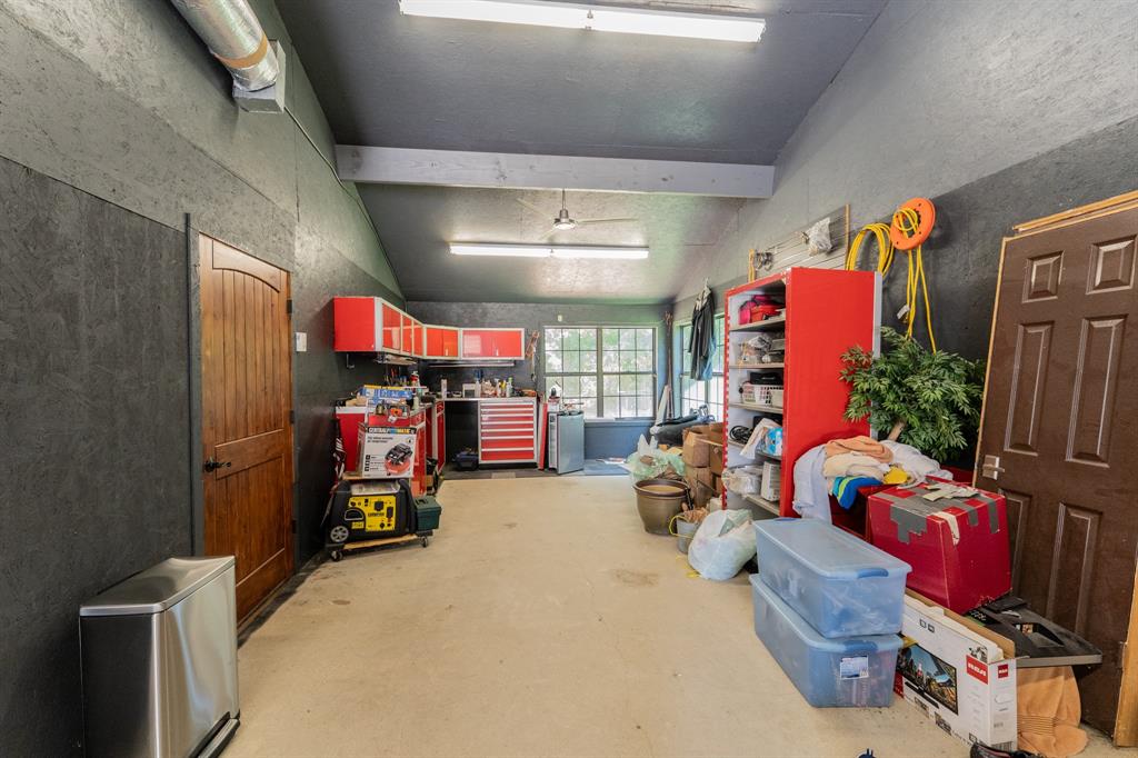 1200 Melony Drive B Property Photo 28