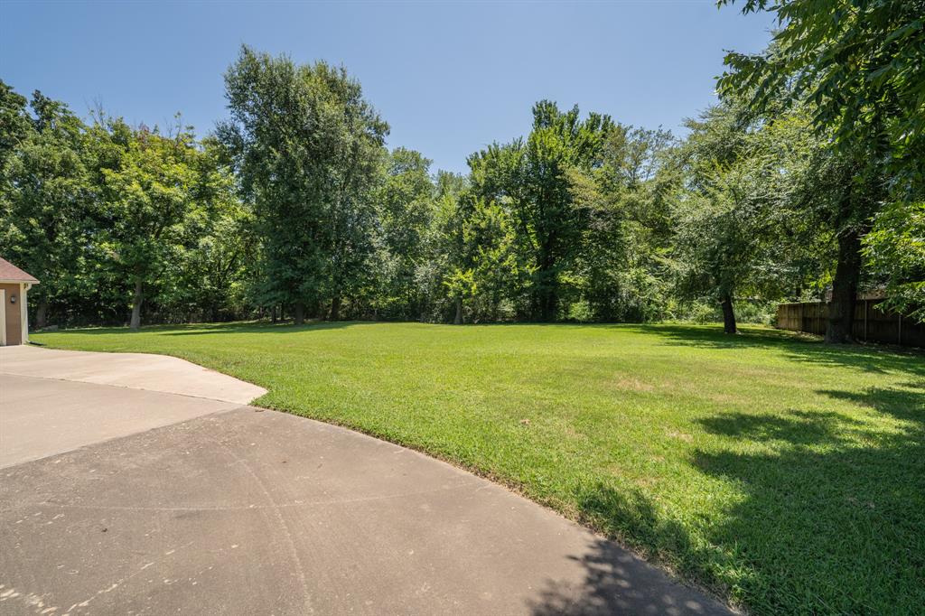 1200 Melony Drive B Property Photo 29