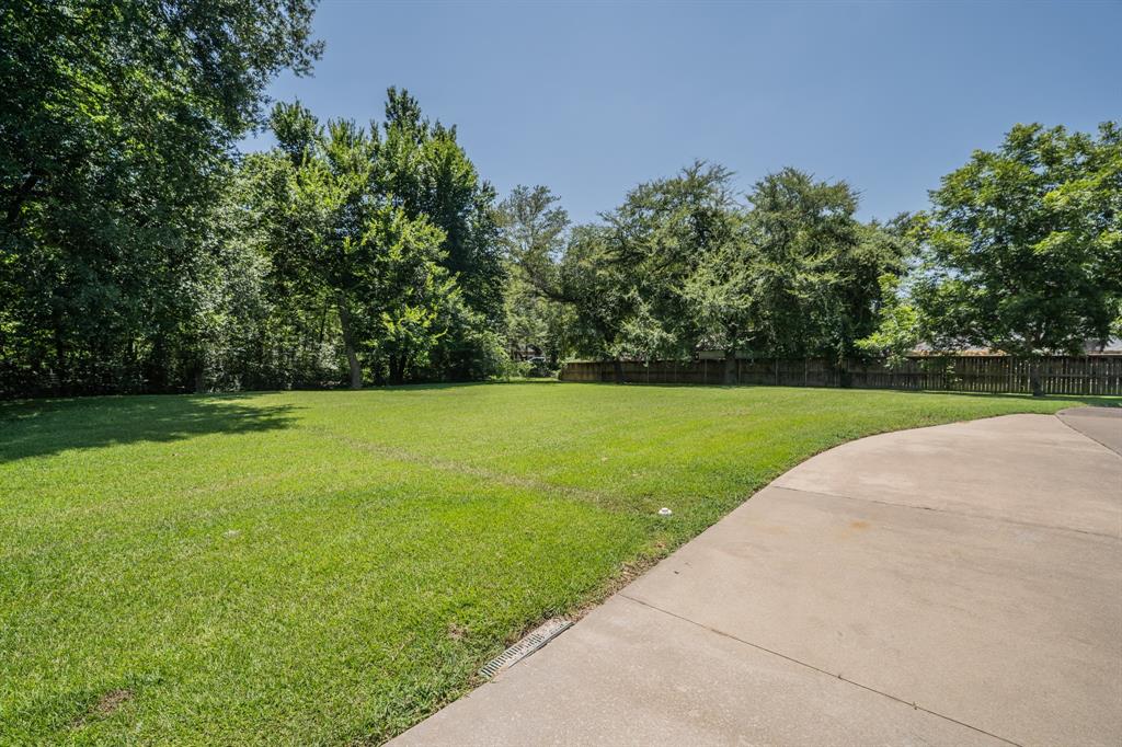 1200 Melony Drive B Property Photo 30
