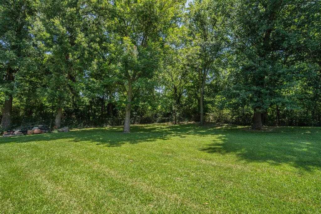 1200 Melony Drive B Property Photo 31