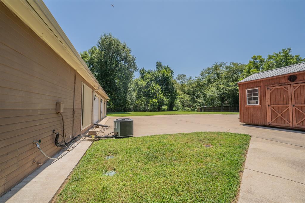 1200 Melony Drive B Property Photo 33