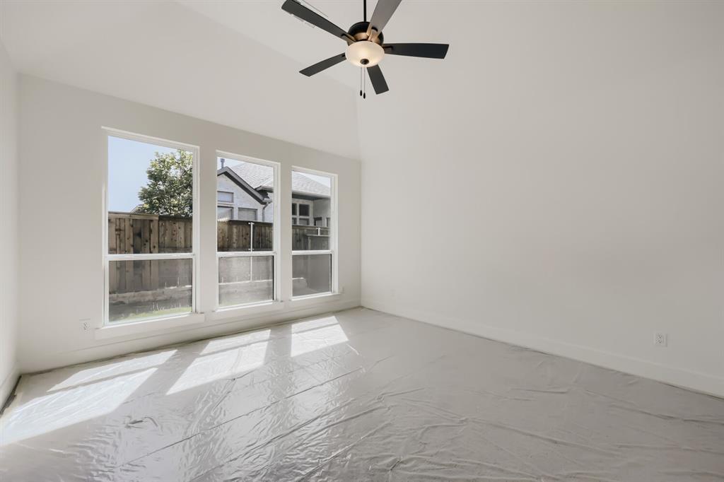 1813 Flowerfield Lane Property Photo 13