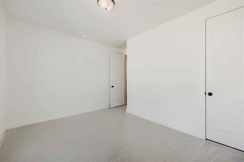 1813 Flowerfield Lane Property Photo 22