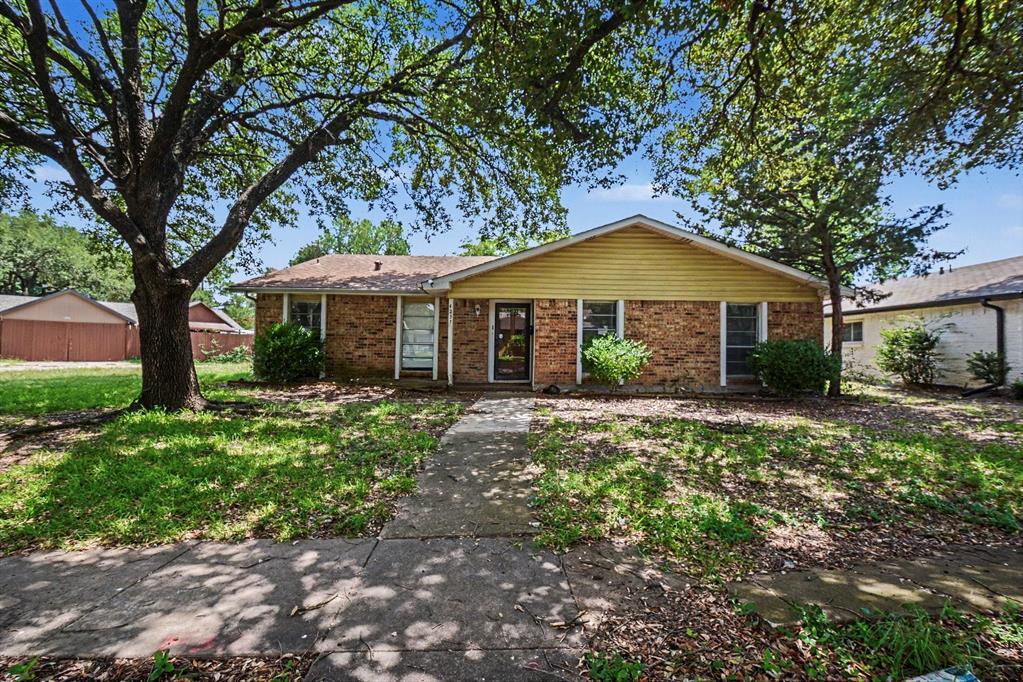 4237 Foliage Drive Property Photo 1