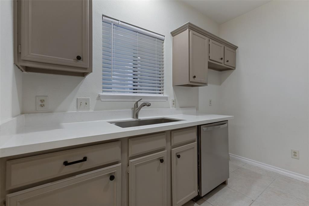 5550 Spring Valley Road C16 Property Photo 17