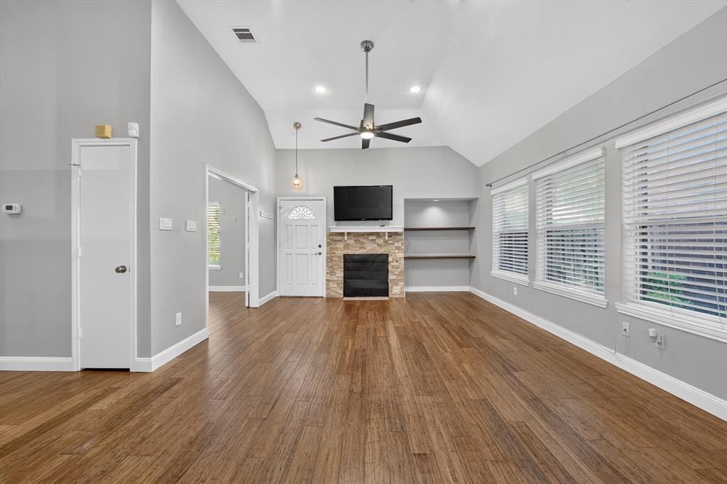 2136 Arbor Creek Drive Property Photo 6