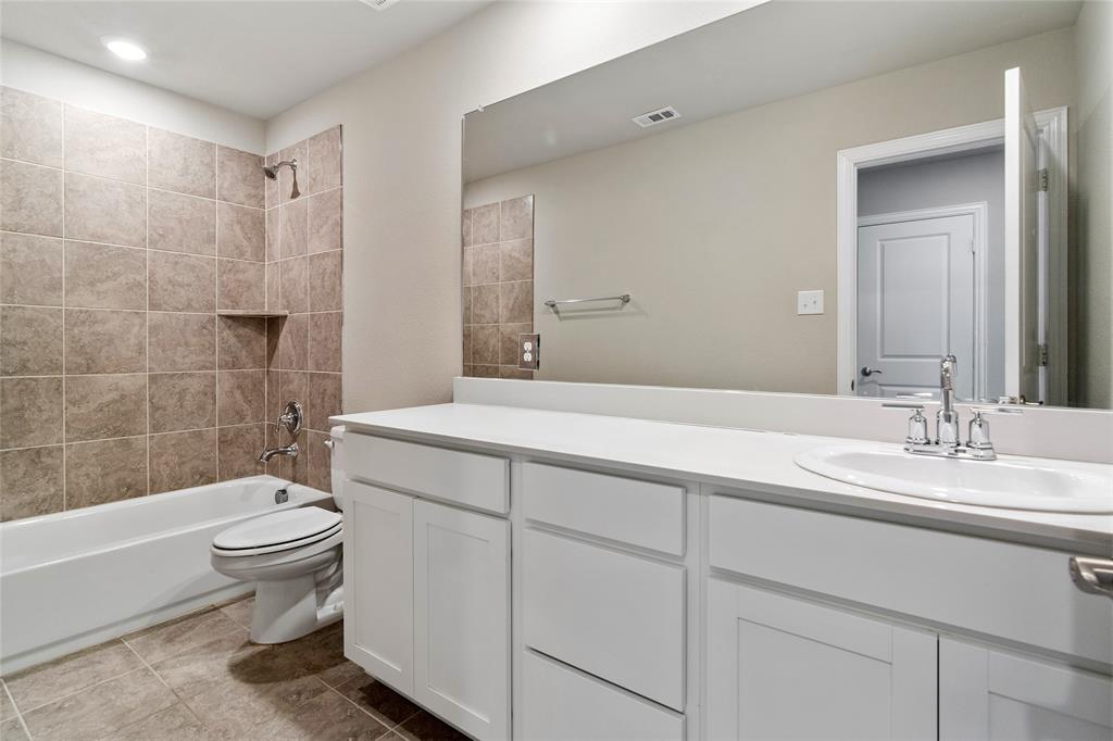 7526 Ezra Mews Property Photo 31