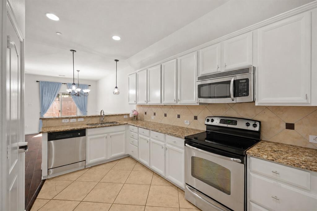 2661 Jacobson Drive Property Photo 6