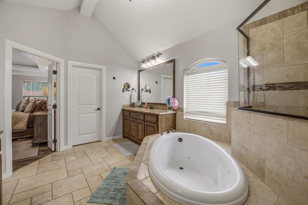 1035 Walking Horse Drive Property Photo 12