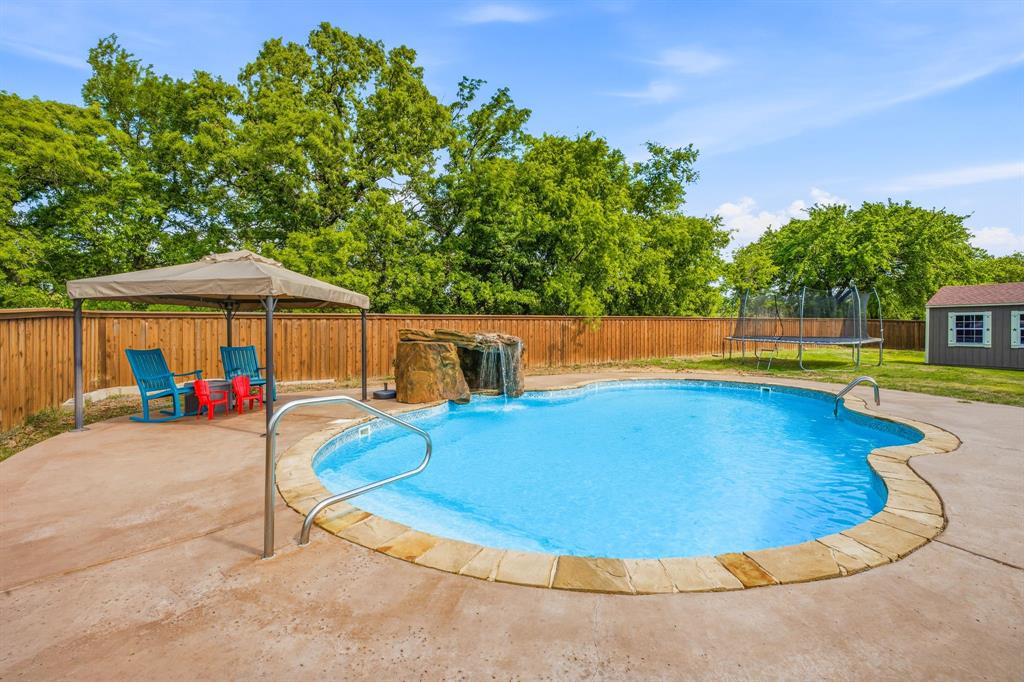 1035 Walking Horse Drive Property Photo 19