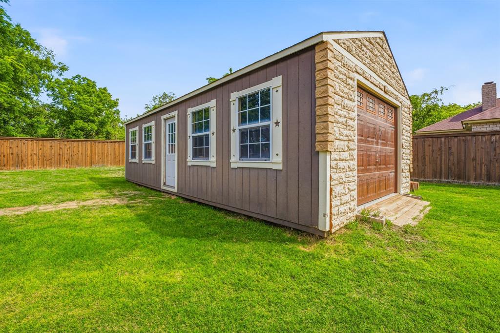 1035 Walking Horse Drive Property Photo 22