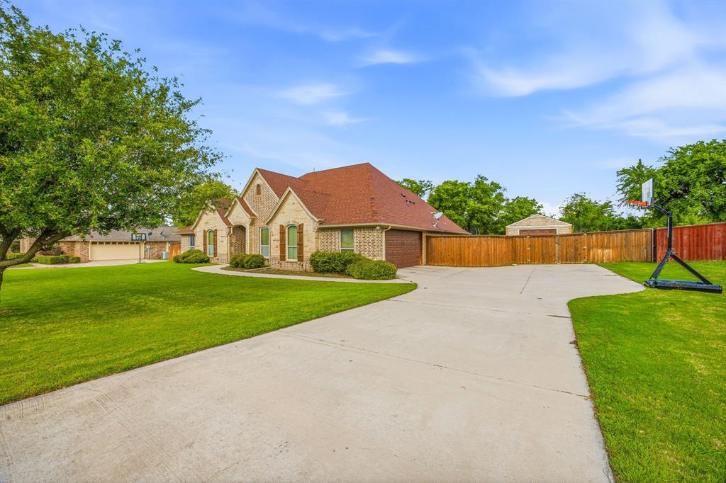 1035 Walking Horse Drive Property Photo 24