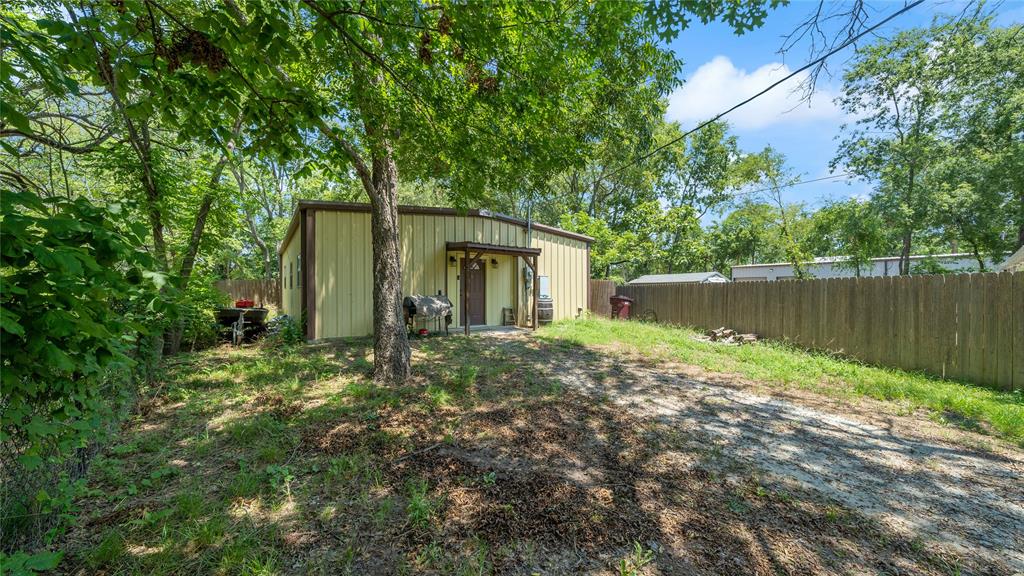 1475 S Buffalo Property Photo 1
