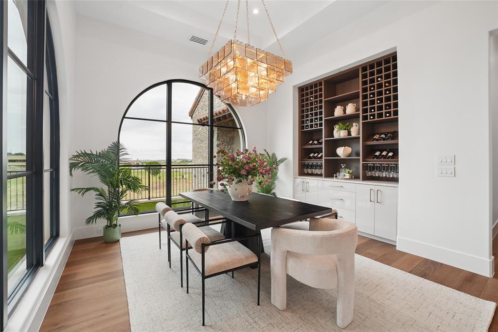 60 Cardona Property Photo 14