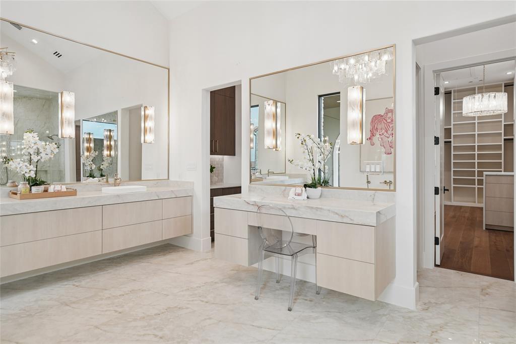 60 Cardona Property Photo 21