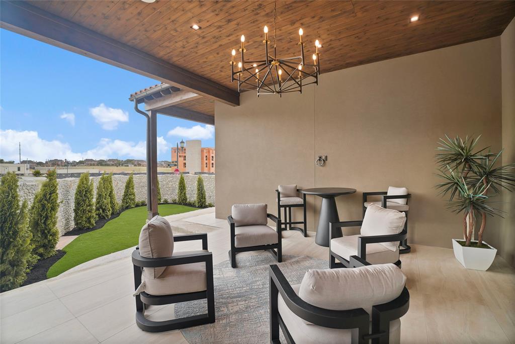 60 Cardona Property Photo 29