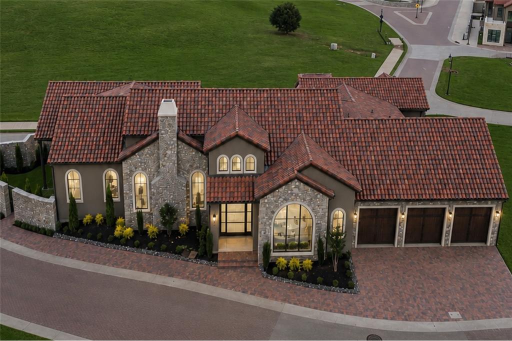 60 Cardona Property Photo 34