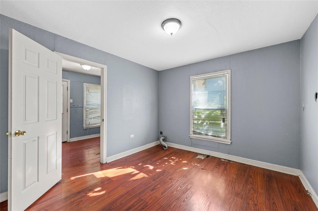 2225 Mitchell Avenue Property Photo 4