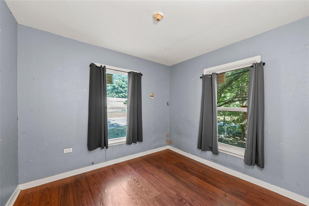 2225 Mitchell Avenue Property Photo 9