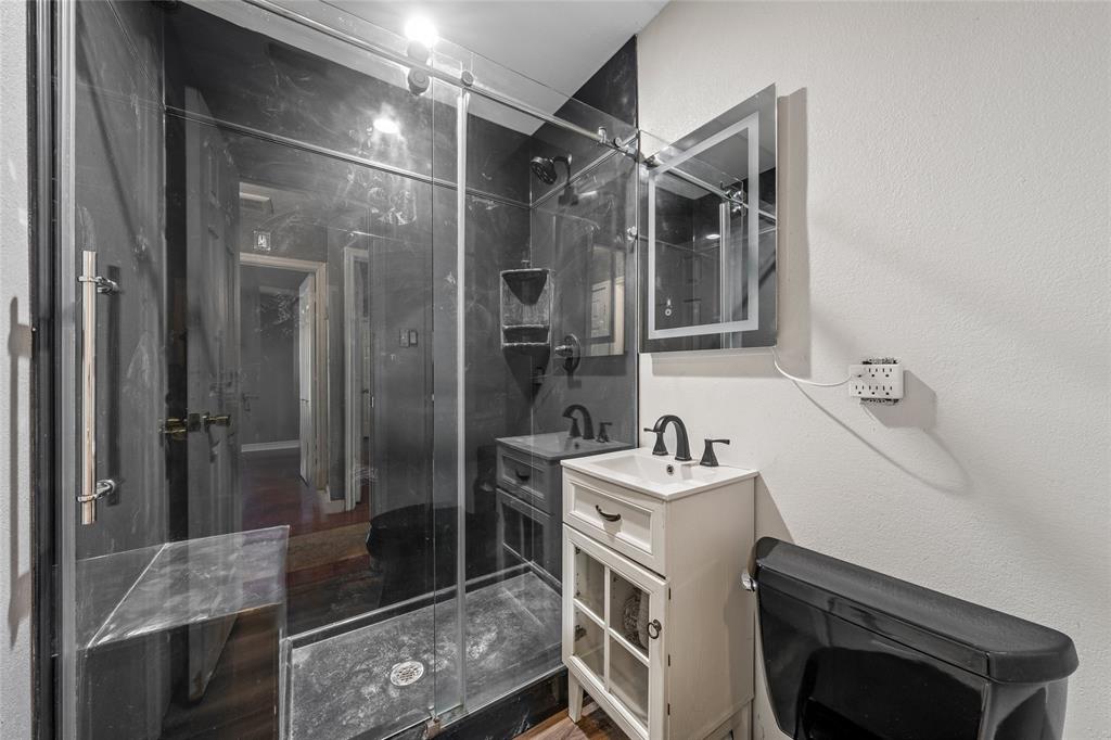 2225 Mitchell Avenue Property Photo 10