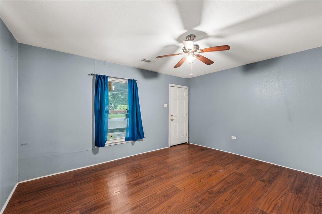 2225 Mitchell Avenue Property Photo 12