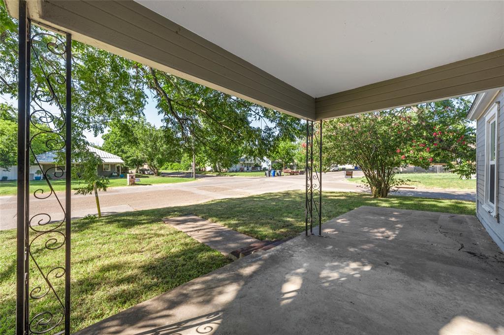 2225 Mitchell Avenue Property Photo 13