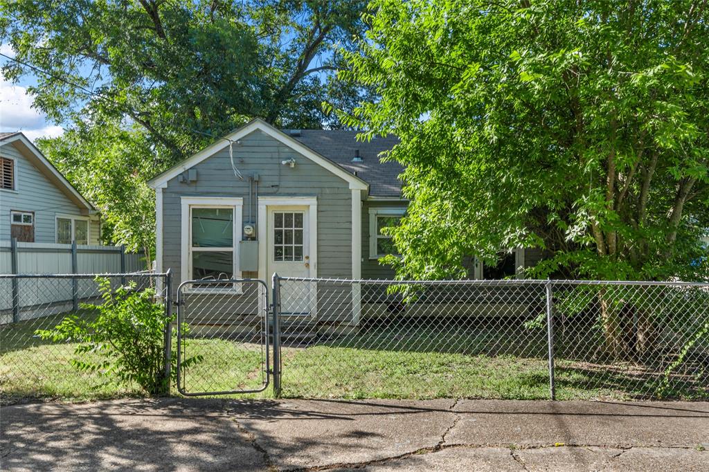 2225 Mitchell Avenue Property Photo 14