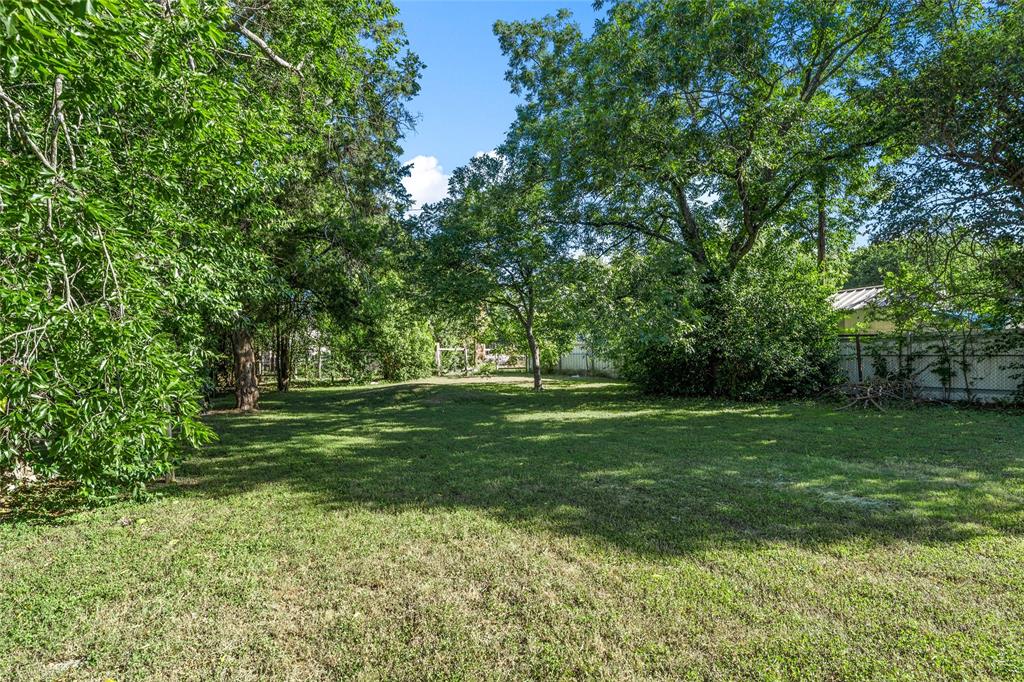 2225 Mitchell Avenue Property Photo 15