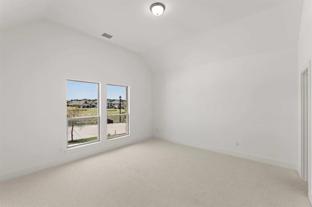 1227 Stone Cliff Drive Property Photo 16