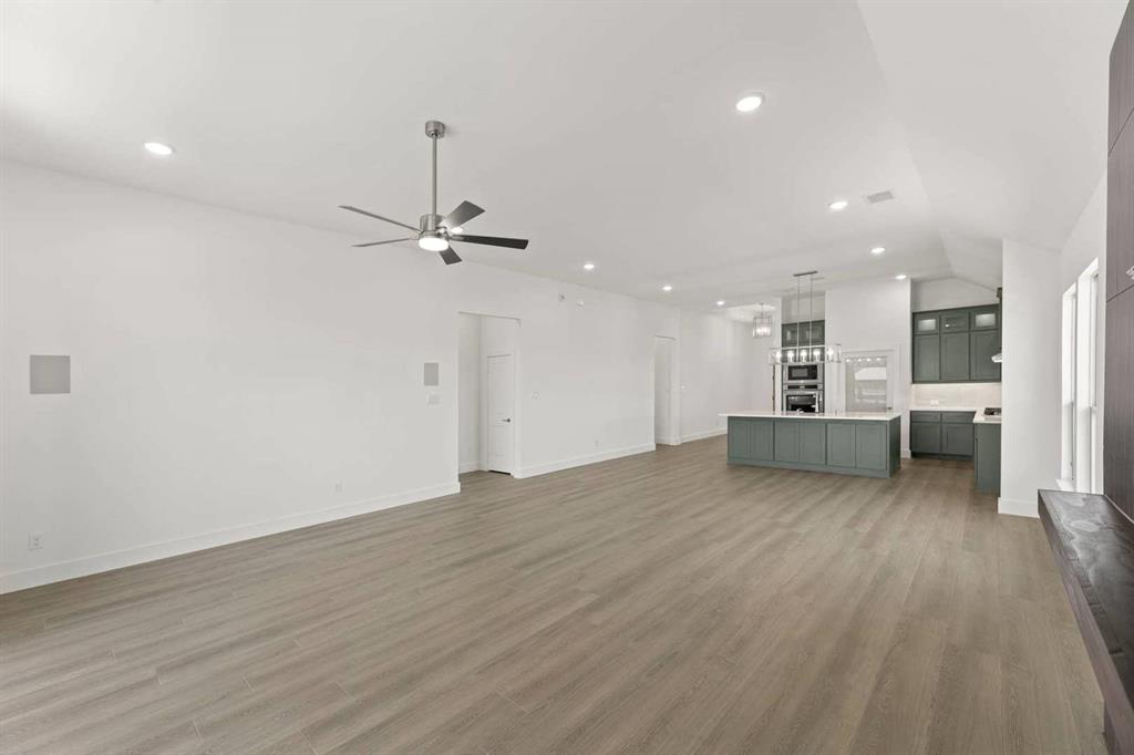 1227 Stone Cliff Drive Property Photo 37
