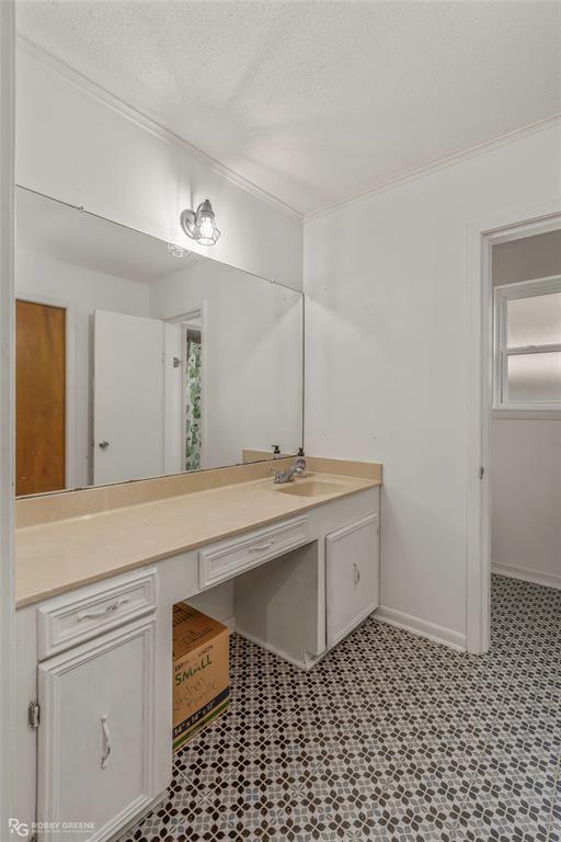 3911 Parkway Drive Property Photo 22