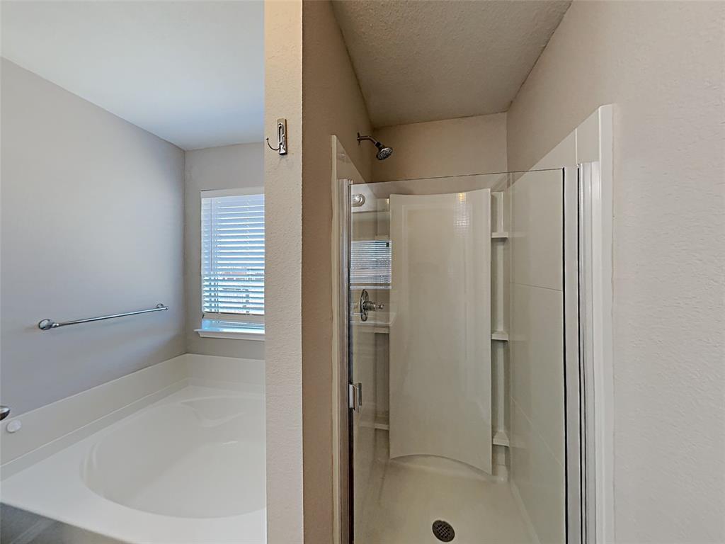 632 Hutchins Drive Property Photo 14