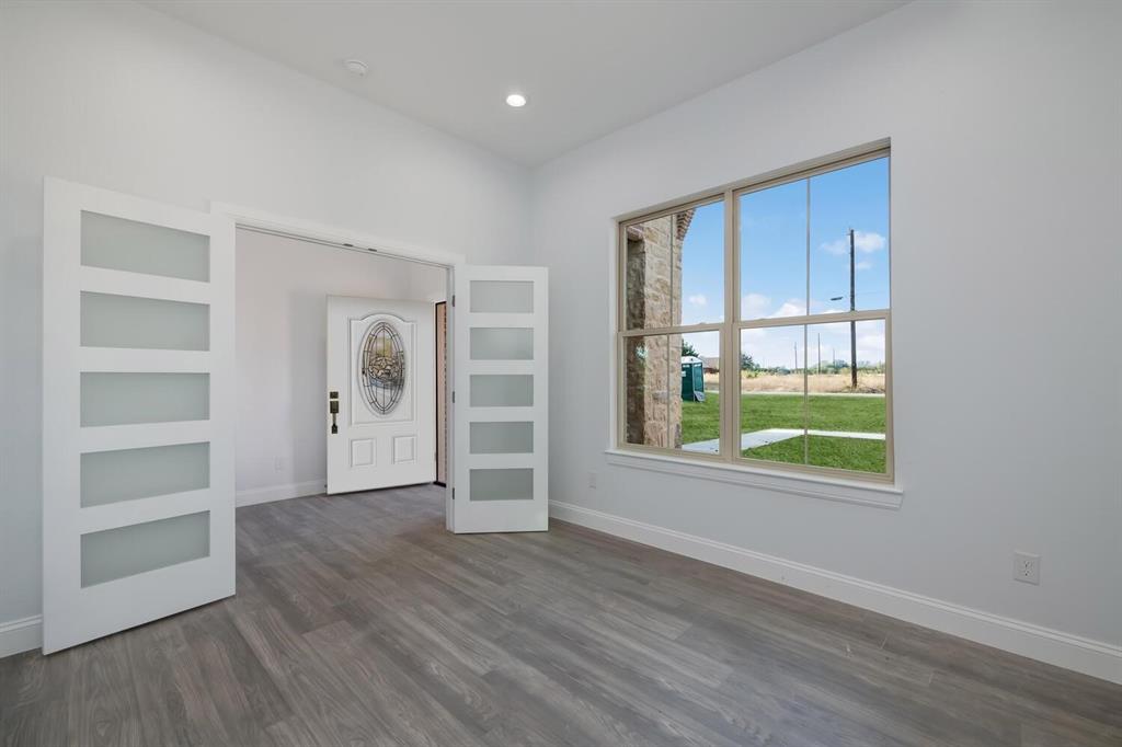 13027 Eagles Nest Drive Property Photo 3