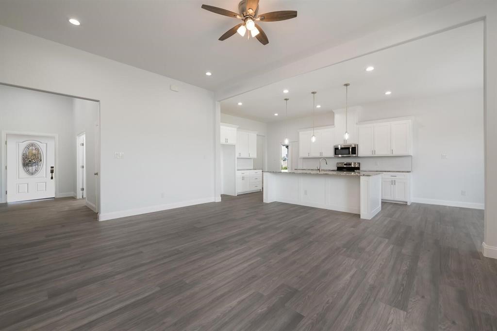 13027 Eagles Nest Drive Property Photo 5