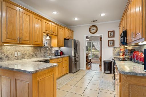 616 Parker Lane Property Photo 19