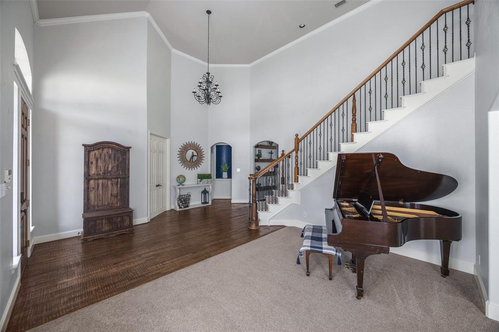 711 Country Meadow Drive Property Photo 7