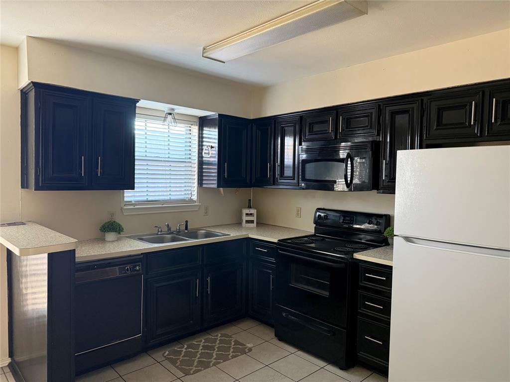 1294 Speight Avenue Property Photo 7