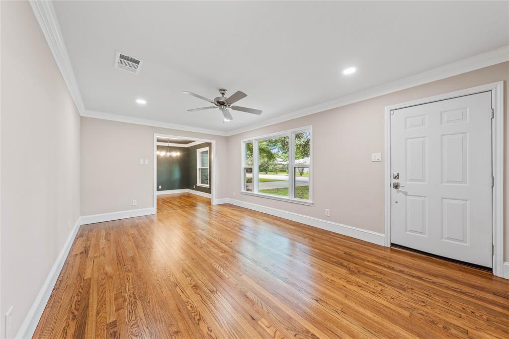 4104 Austin Avenue Property Photo 4