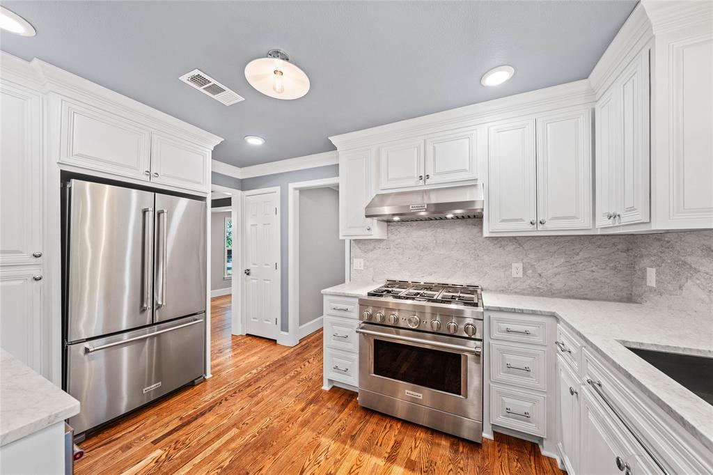 4104 Austin Avenue Property Photo 14