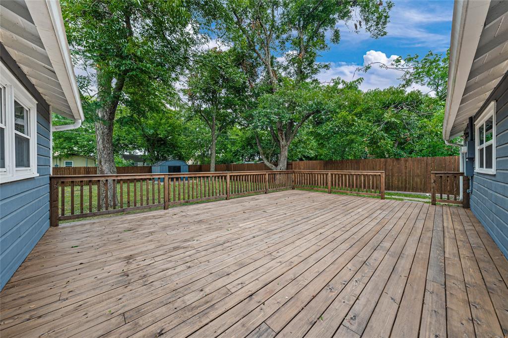 4104 Austin Avenue Property Photo 31