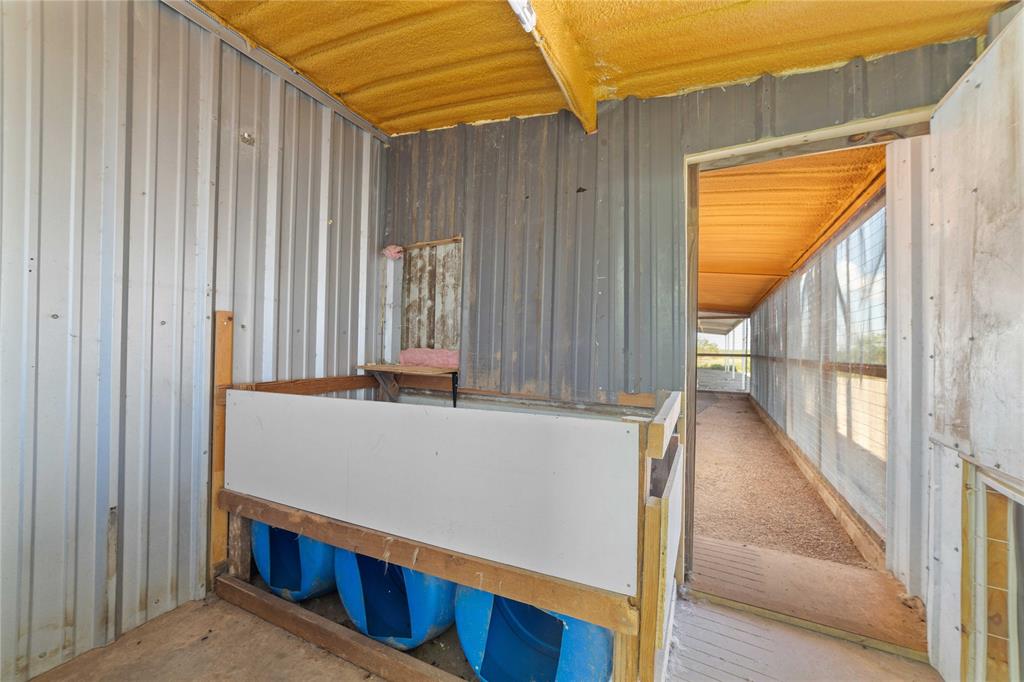 970 Cr 256 Property Photo 27