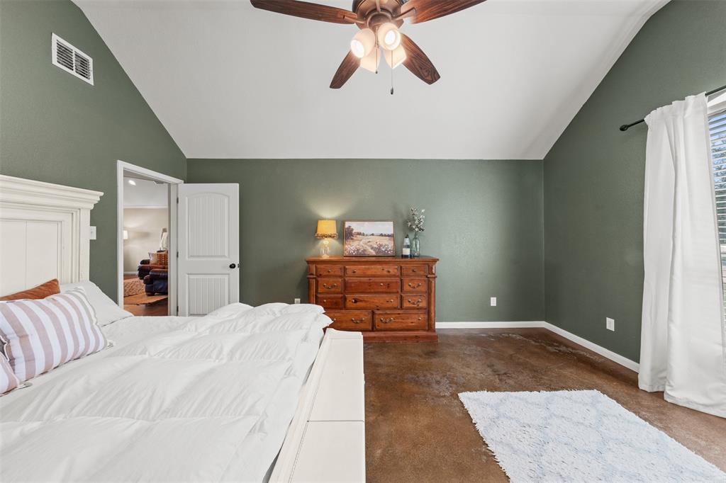 638 County Road 337 Property Photo 14